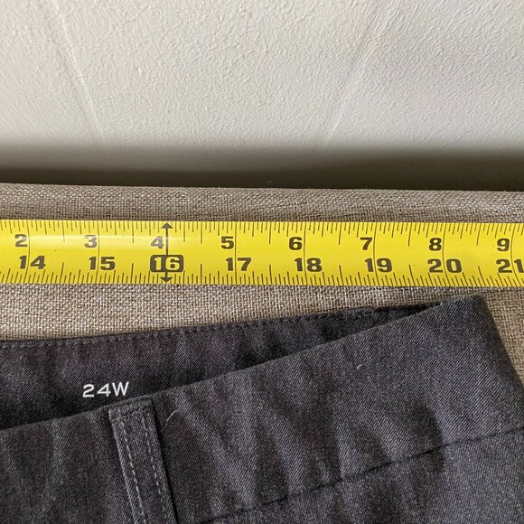 St. John's Bay Straight Leg Khaki Pants Women's 24W High Rise Gray Casual - Picture 9 of 13